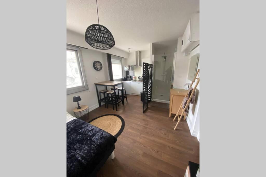 Appartement le 13 du temple à Niort Extérieur photo